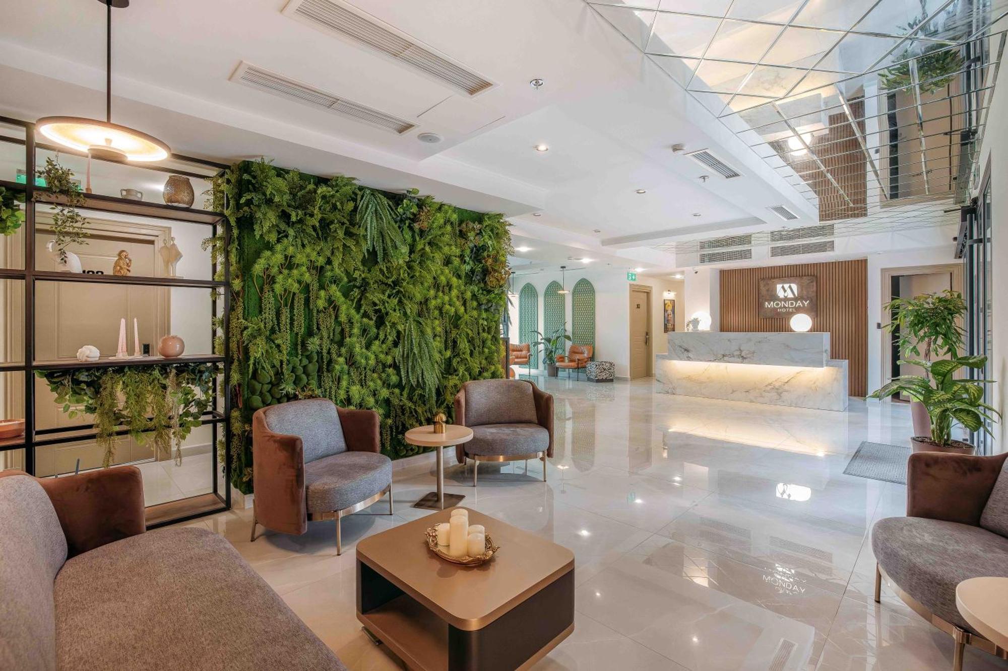 Hotel Monday By Dnt Group Tbilisi Ngoại thất bức ảnh