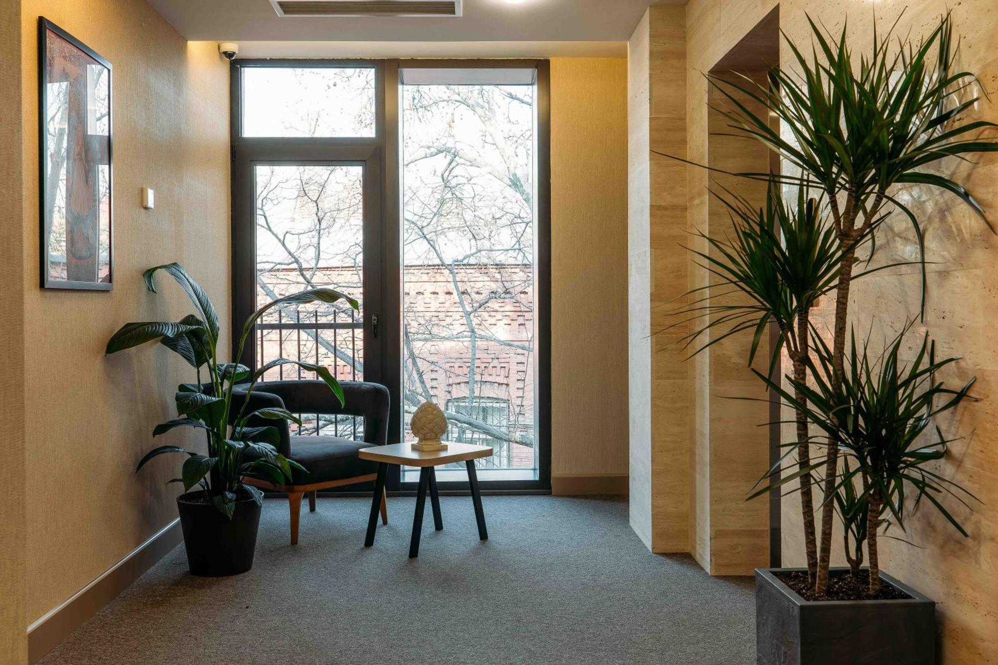 Hotel Monday By Dnt Group Tbilisi Ngoại thất bức ảnh