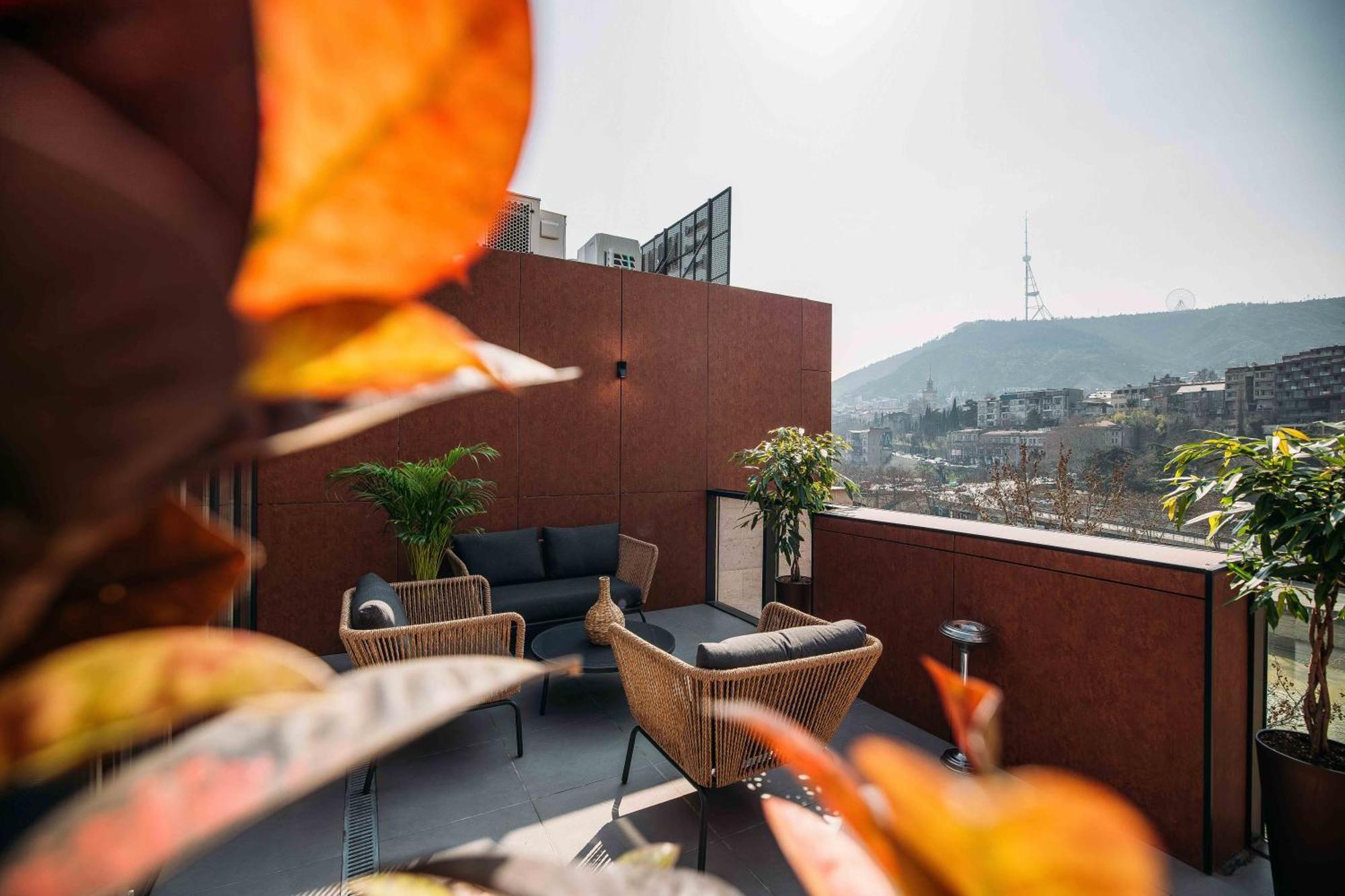 Hotel Monday By Dnt Group Tbilisi Ngoại thất bức ảnh