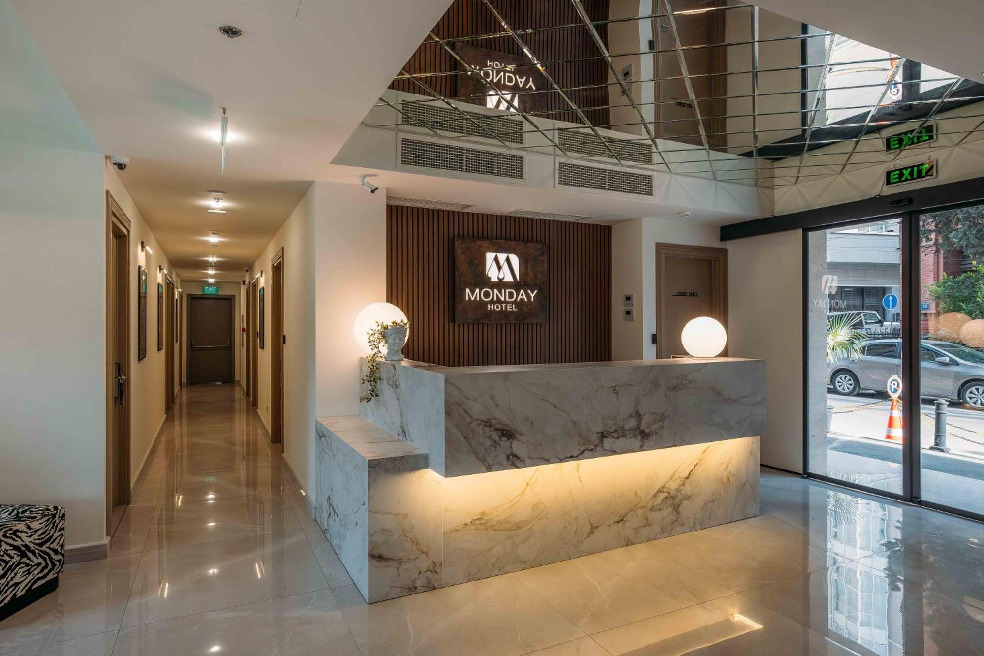 Hotel Monday By Dnt Group Tbilisi Ngoại thất bức ảnh