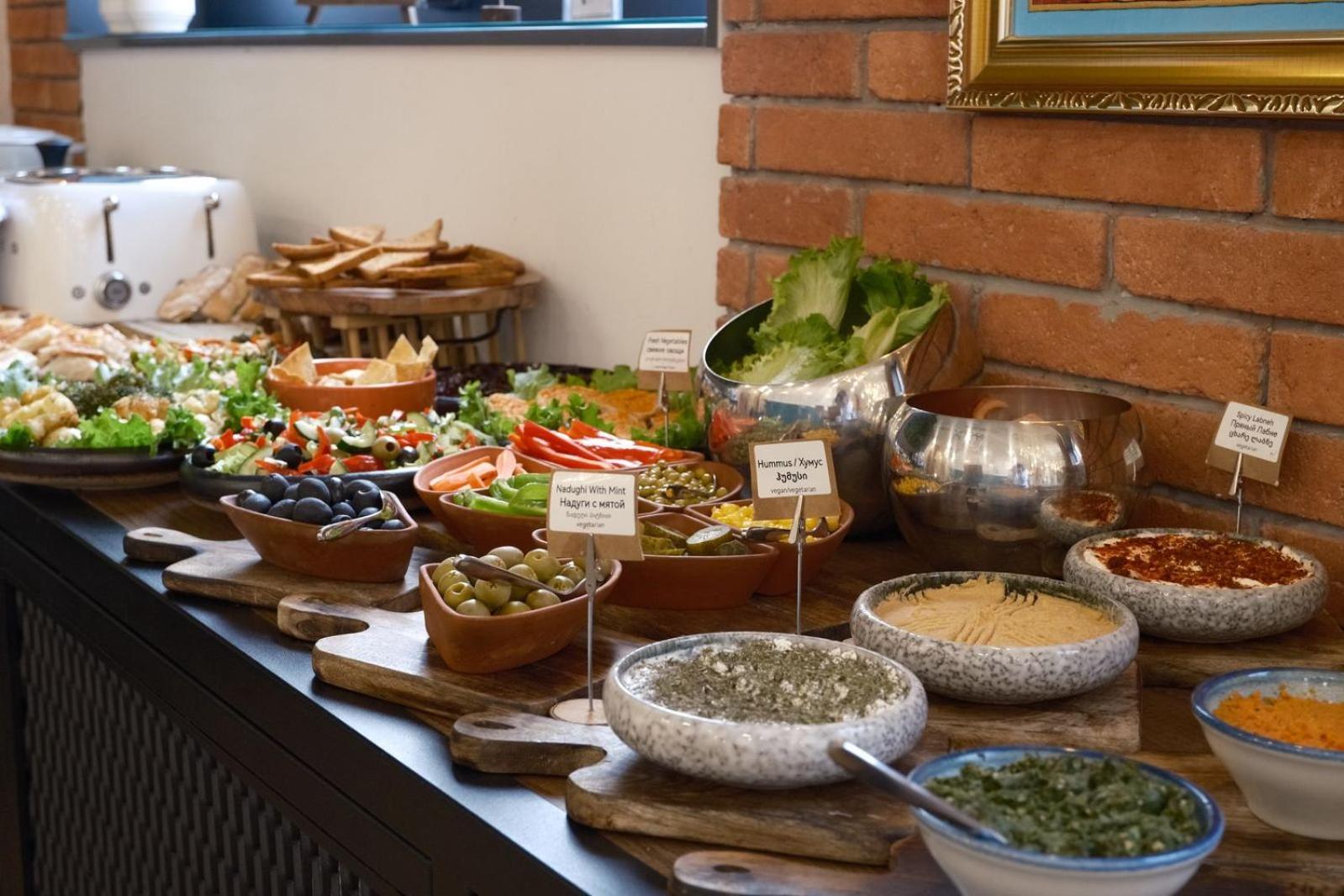 Hotel Monday By Dnt Group Tbilisi Ngoại thất bức ảnh